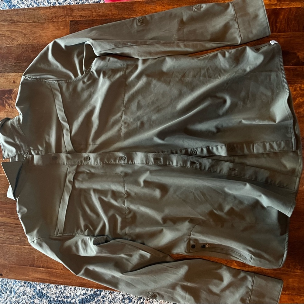 All Terrain Gear X Wrangler Regular fit Button up size women’s medium